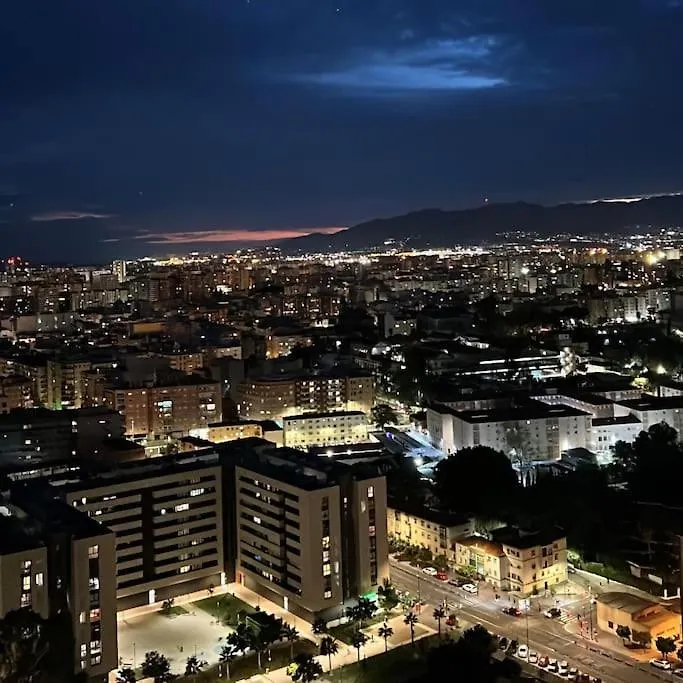 Lejlighed Malaga Skyline Suite With Pool - Floor 26 - Free Parking