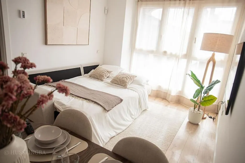 Malaga Skyline Suite With Pool - Floor 26 - Free Parking Lejlighed